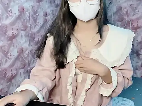 Snapshot of Miumiu028 chatting on October 2025 02:23:02 AM Miumiu028 online show from October 2025 02:23:02 AM