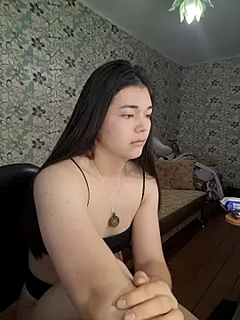 Albi Glow online show from September 2025 02:48:02 AM