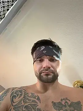 CaptHook931 online show from April 2026 07:08:02 PM