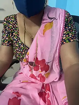 Snapshot of monal_95 chatting on January 2026 05:18:02 PM monal 95 online show from January 2026 05:18:02 PM