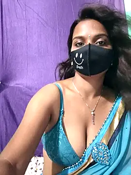 Snapshot of cutie_pei002 chatting on October 2025 04:53:02 AM cutie pei002 online show from October 2025 04:53:02 AM