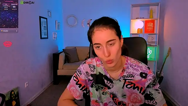 khloebeauty online show from November 2025 08:08:02 PM