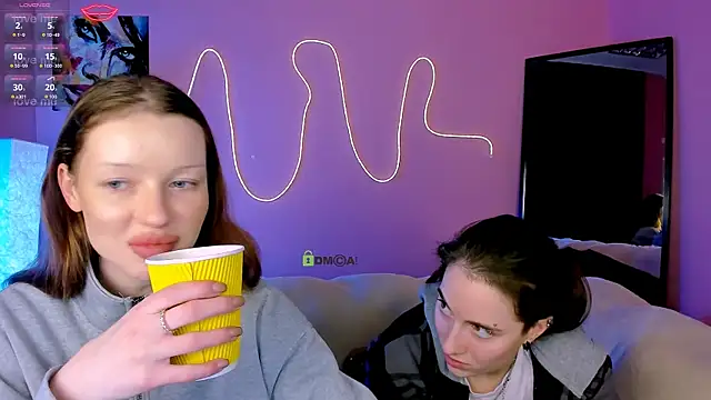 khloebeauty online show from February 2026 08:20:01 PM