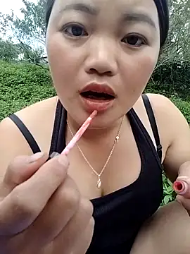 lusy-000 online show from September 2025 01:40:02 AM