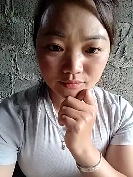 lusy-000 online show from September 2025 10:18:02 AM