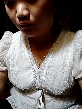 lusy-000 online show from October 2025 08:15:01 AM