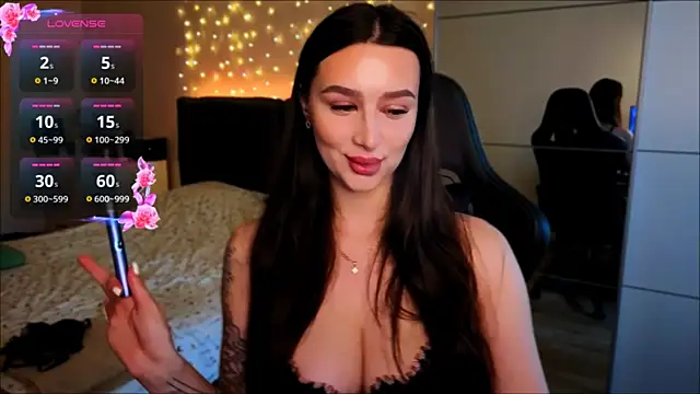 Veronica Larsson online show from June 2026 10:35:01 AM