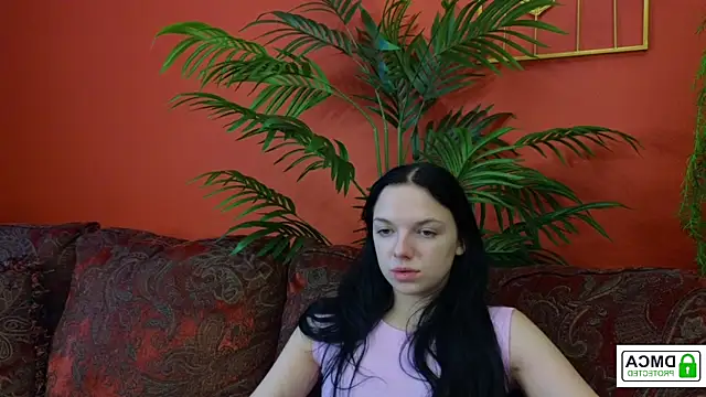 Snapshot of Hey_Caroline chatting on September 2025 03:46:01 PM Hey Caroline online show from September 2025 03:46:01 PM