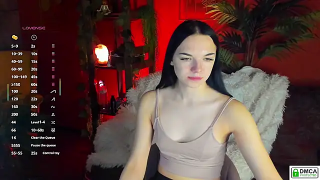 Snapshot of Hey_Caroline chatting on October 2025 04:16:01 PM Hey Caroline online show from October 2025 04:16:01 PM