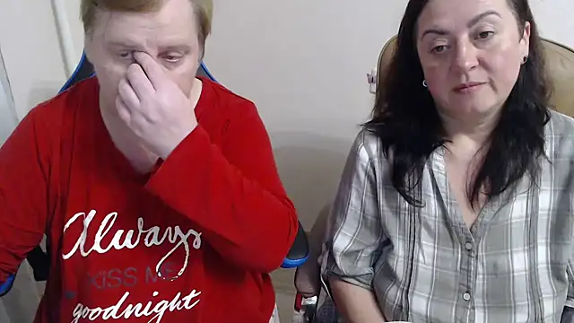 Bertie Adeline online show from November 2025 09:25:02 PM