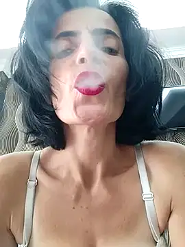 Snapshot of Gecenin_Kralicesi chatting on October 2025 11:42:01 AM Gecenin Kralicesi online show from October 2025 11:42:01 AM