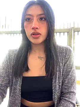 KloePink  online show from October 2025 01:20:01 PM