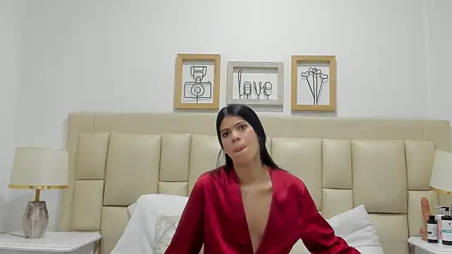 SkinnyGirl 28 online show from January 2026 07:28:02 PM