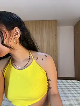 Snapshot of CatadeLuca chatting on September 2025 02:28:01 PM CatadeLuca online show from September 2025 02:28:01 PM