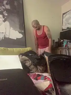 Hothotboyg online show from February 2026 10:38:01 PM