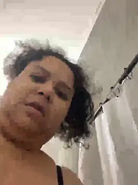 Snapshot of wishuhope4 chatting on April 2026 05:14:02 PM wishuhope4 online show from April 2026 05:14:02 PM