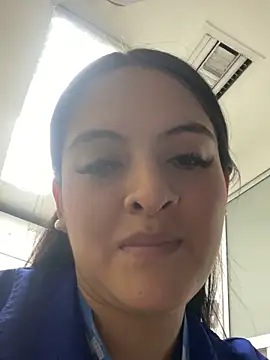 marianm29 online show from December 2025 08:14:01 PM