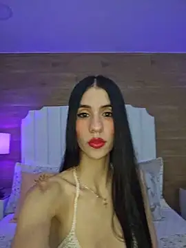 ScarletMore online show from November 2025 01:00:01 PM