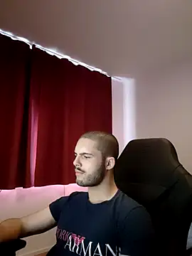 Snapshot of EyesNeverLies chatting on October 2025 08:45:02 AM EyesNeverLies online show from October 2025 08:45:02 AM