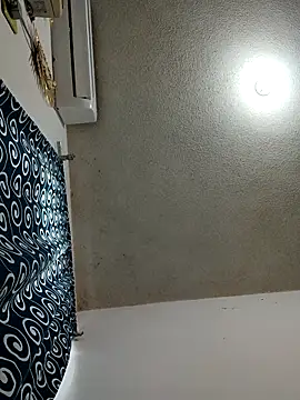 Jovenlechoso2044 online show from September 2025 09:31:02 PM