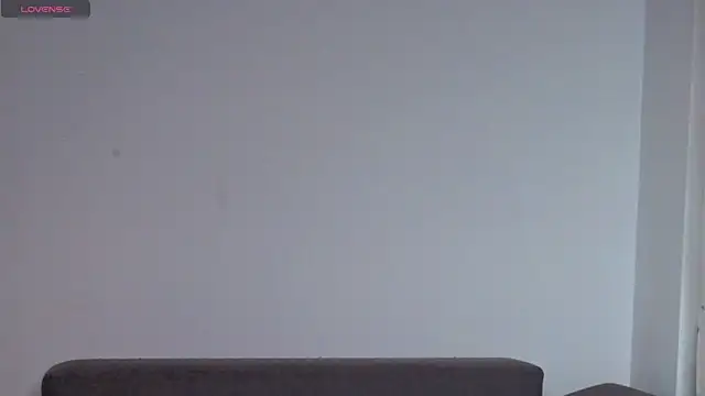 SkinnyMode online show from October 2025 06:18:02 PM