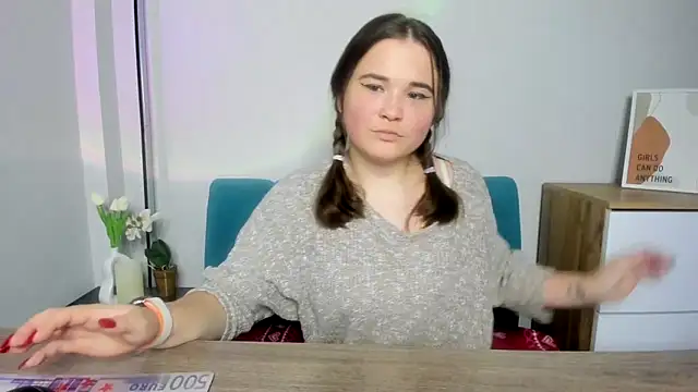 IsabellCharm online show from October 2025 01:03:02 PM