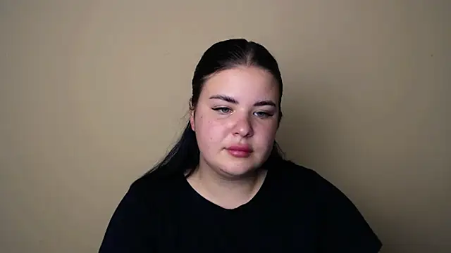 Snapshot of _Trisha_li chatting on October 2025 11:19:01 AM Trisha li online show from October 2025 11:19:01 AM