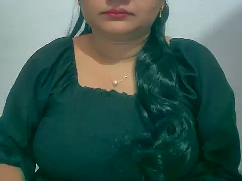 Saniya K online show from November 2025 01:43:03 PM