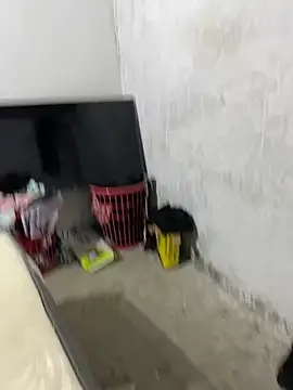 sexy-colombiana online show from April 2026 12:52:02 AM