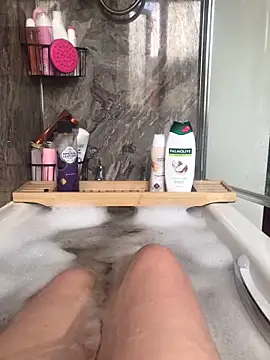 Imogenbabyyy online show from April 2026 12:42:01 PM