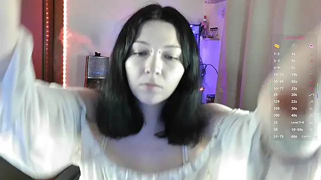 Liraras online show from November 2025 05:23:02 AM