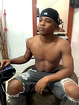 Snapshot of DEMOND_333 chatting on September 2025 02:19:01 PM DEMOND 333 online show from September 2025 02:19:01 PM