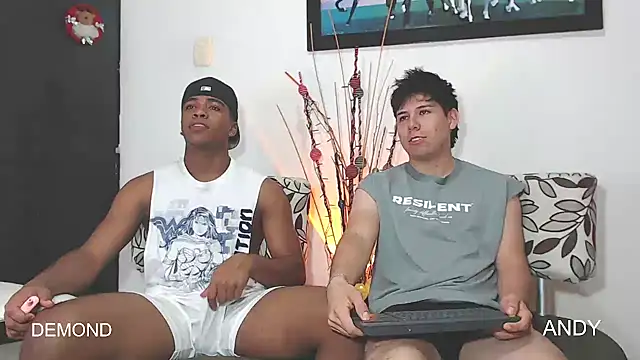 Snapshot of DEMOND_333 chatting on December 2025 03:22:02 AM DEMOND 333 online show from December 2025 03:22:02 AM