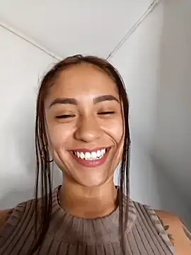 Liahdiaz  online show from November 2025 05:13:02 PM