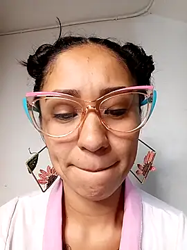 Liahdiaz  online show from January 2026 02:08:01 PM