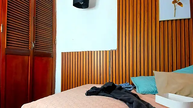 Snapshot of galactica_ chatting on November 2025 11:33:01 AM galactica online show from November 2025 11:33:01 AM