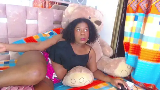 Snapshot of LicyEvans1 chatting on May 2026 02:18:02 AM LicyEvans1 online show from May 2026 02:18:02 AM