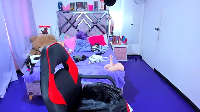 Luna Analya online show from March 2026 04:00:01 PM