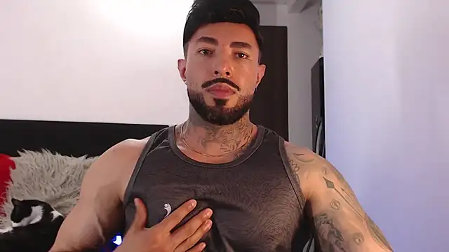 Snapshot of andrea_de_lucaa chatting on June 2026 12:24:01 AM andrea de lucaa online show from June 2026 12:24:01 AM