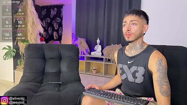 tattoguys cums online show from October 2025 02:45:01 AM