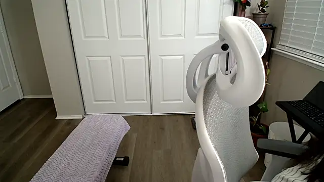 SHEILYN  online show from January 2026 05:12:01 AM