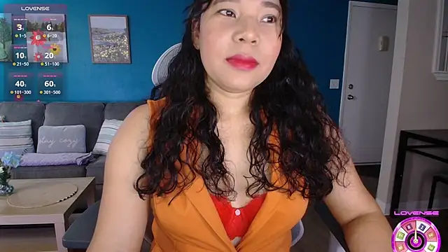 Snapshot of SHEILYN_ chatting on June 2026 05:49:02 AM SHEILYN online show from June 2026 05:49:02 AM