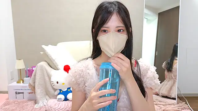Snapshot of riri__nyan_o0 chatting on June 2026 05:14:01 AM riri nyan o0 online show from June 2026 05:14:01 AM