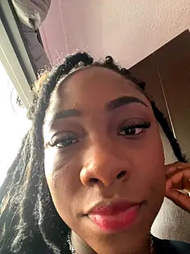 Snapshot of Astergray21 chatting on October 2025 01:18:01 PM Astergray21 online show from October 2025 01:18:01 PM