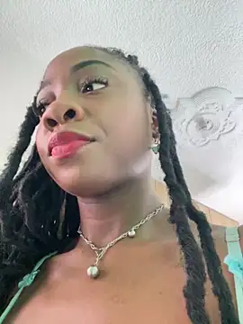 Snapshot of Astergray21 chatting on November 2025 01:00:01 PM Astergray21 online show from November 2025 01:00:01 PM