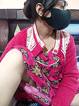 Priyanka Pal online show from December 2025 03:35:02 AM