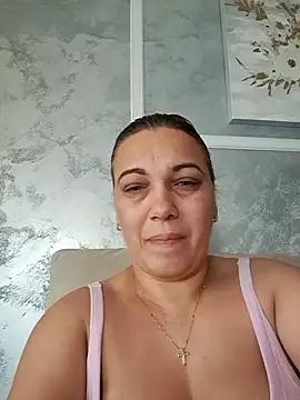Snapshot of PalomaDesireee chatting on September 2025 04:46:02 AM PalomaDesireee online show from September 2025 04:46:02 AM