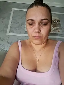Snapshot of PalomaDesireee chatting on September 2025 06:16:02 AM PalomaDesireee online show from September 2025 06:16:02 AM