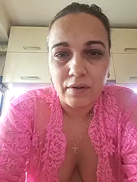 Snapshot of PalomaDesireee chatting on October 2025 06:02:02 AM PalomaDesireee online show from October 2025 06:02:02 AM