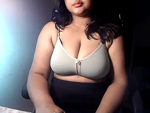 Snapshot of PatnakiRitu1 chatting on December 2025 01:23:02 AM PatnakiRitu1 online show from December 2025 01:23:02 AM